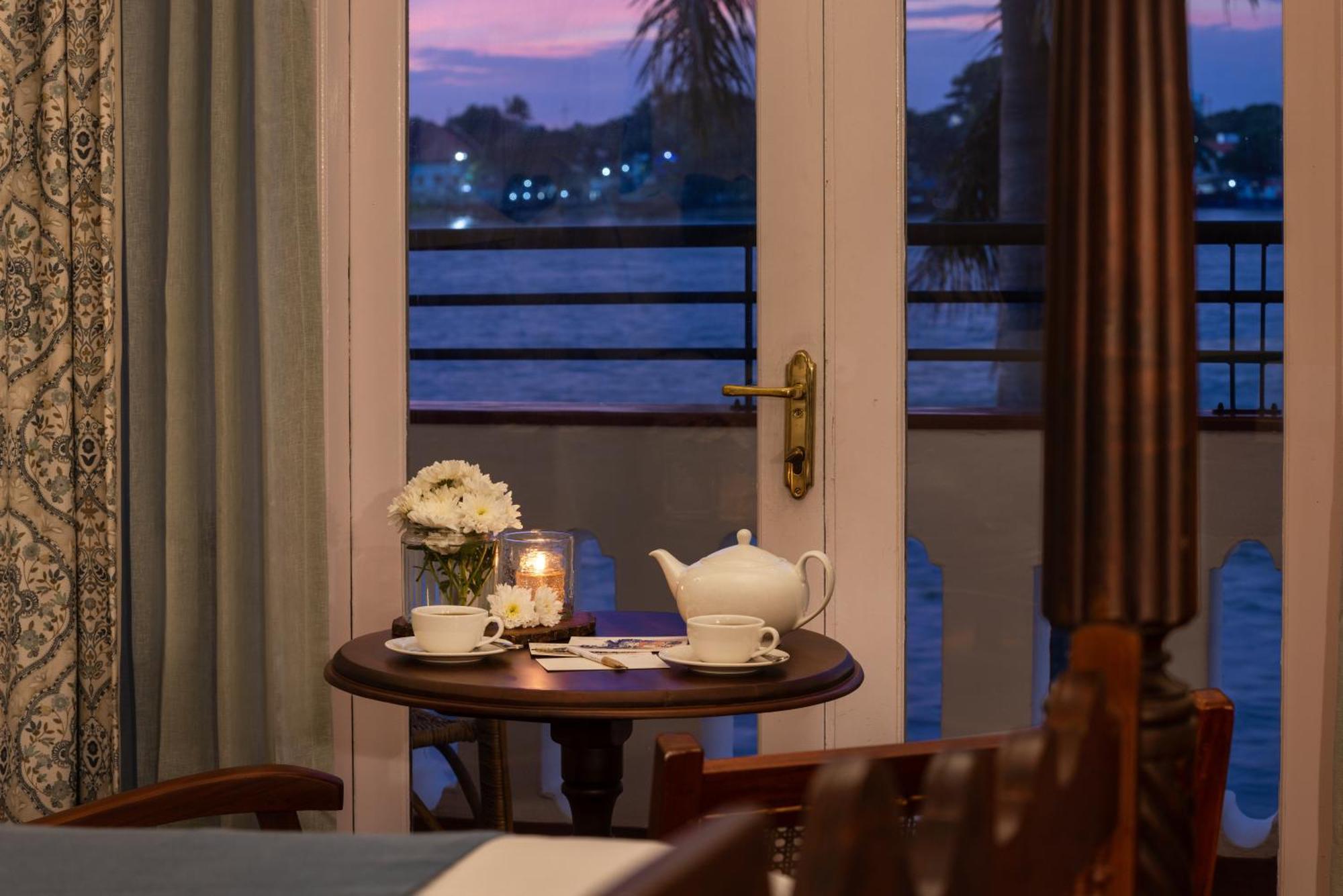 Hotel Brunton Boatyard - A Cgh Earth Experience Kochi Exterior foto