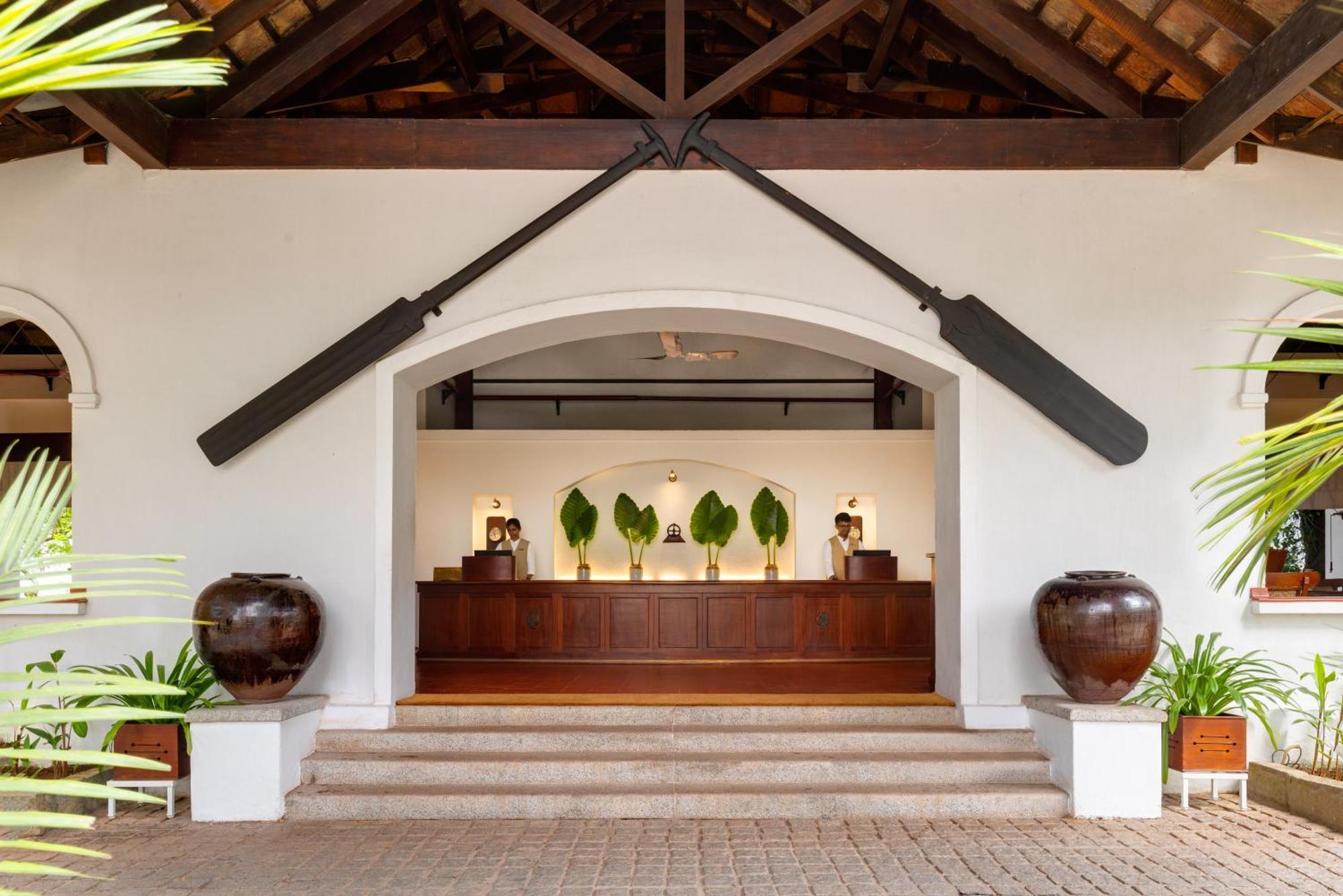 Hotel Brunton Boatyard - A Cgh Earth Experience Kochi Exterior foto
