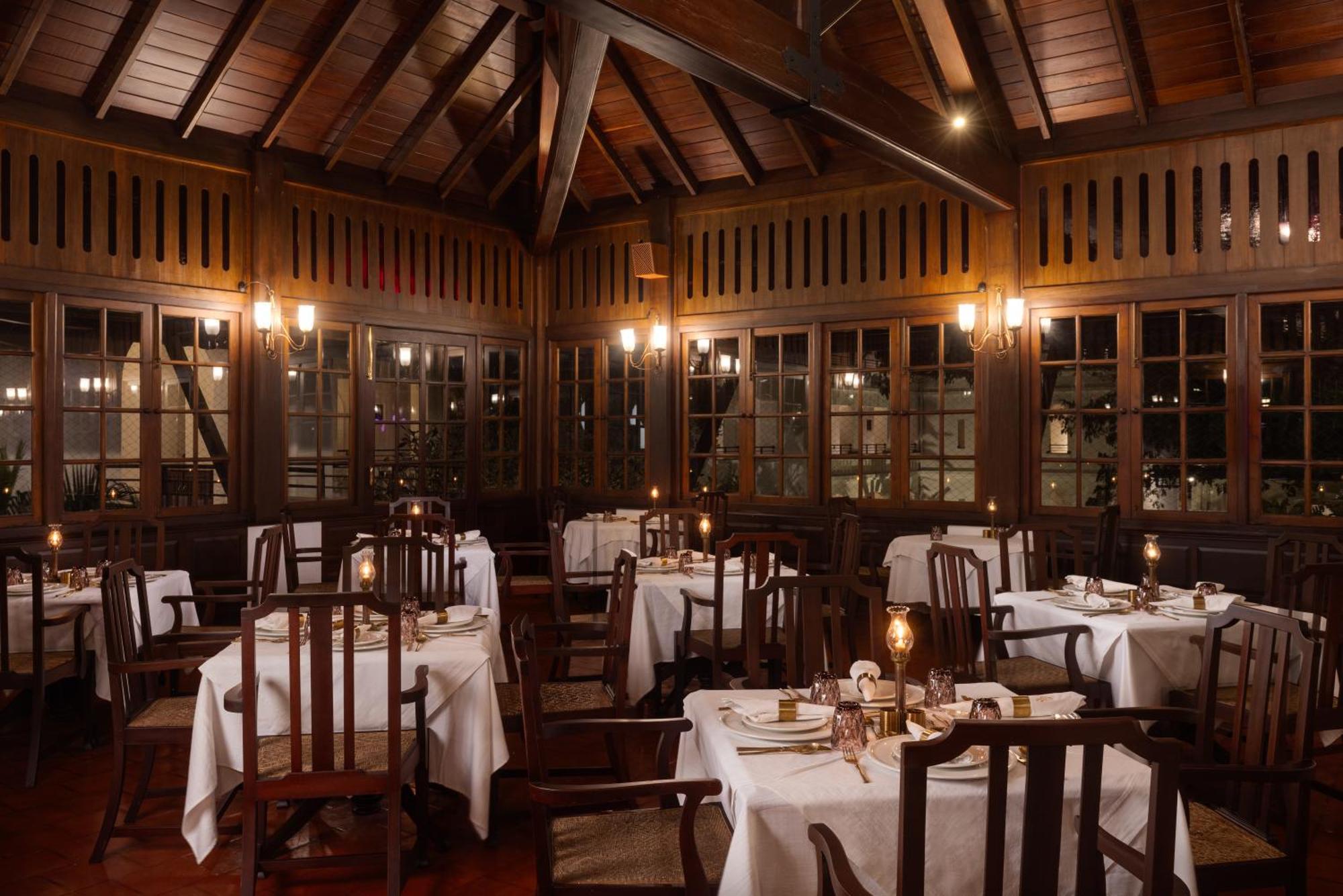 Hotel Brunton Boatyard - A Cgh Earth Experience Kochi Exterior foto